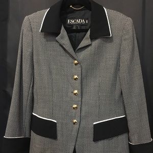 Escada by Margaretha Ley blazer